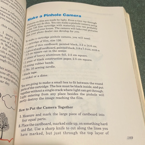 Vintage Worlds To Explore Handbook for Brownie and Junior Girl Scouts - Picture 15 of 16